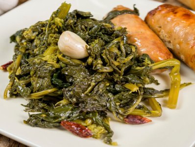 Friarielli con Salsicce
