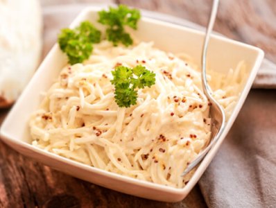 Spaghetti di Mele Ambrosia con miele