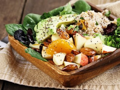 Insalata con Mele Verdi e Noci