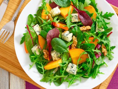 Insalata Rucola, Pesche, Gorgonzola e Noci