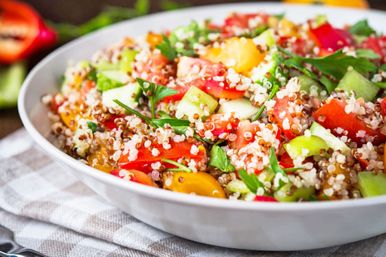 insalata-quinoa-verdure