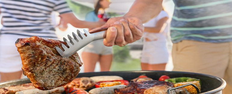 Estate: organizza una grigliata in giardino